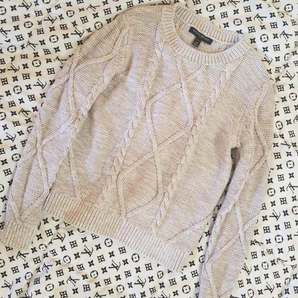 Knit sweater